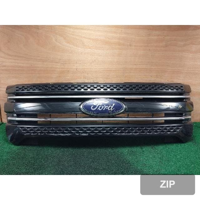 Ford 2.3 EcoBoost 2015 — решётка радиатора BB538200AW
