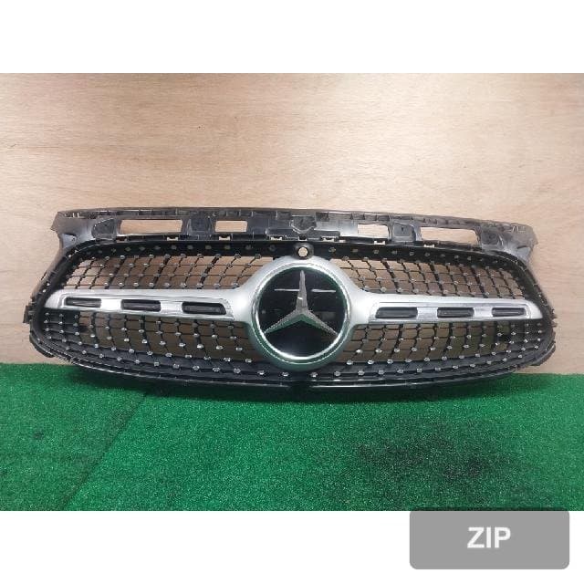 Mercedes-Benz 220 2021 — решётка радиатора A2478883201