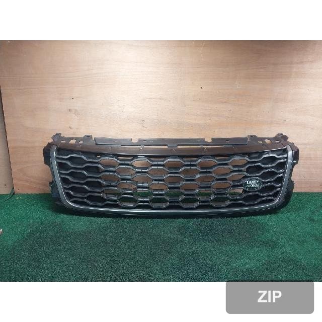 Land Rover Range Rover 2023 — решётка радиатора M8A2-8200-BC