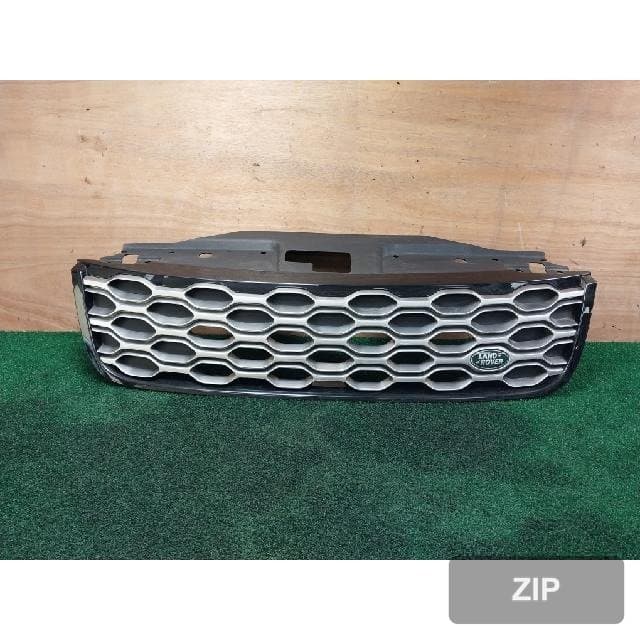Land Rover Discovery5 3.0 TD6 HSE 2022 — решётка радиатора MY42-8A189-AD