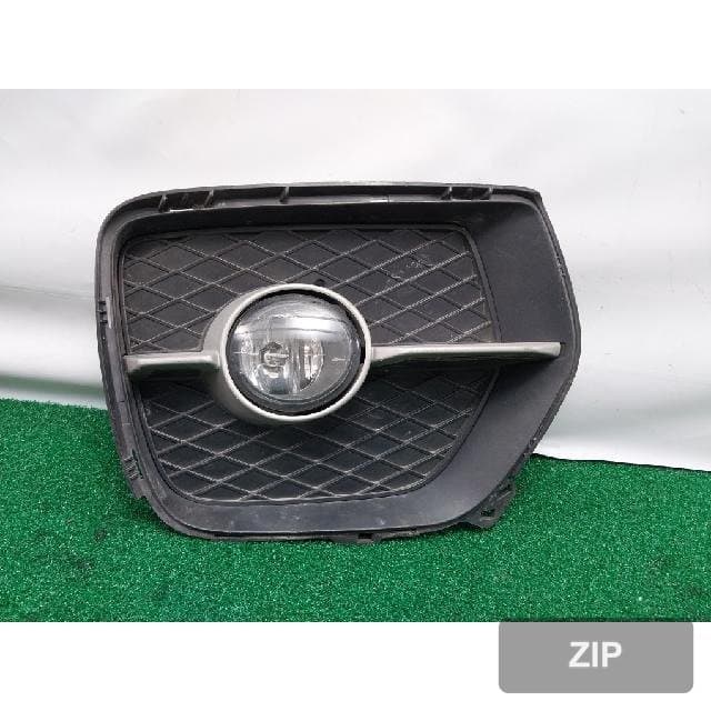 BMW X6 3.0d 2009 — противотуманная фара правая (пассажирская)