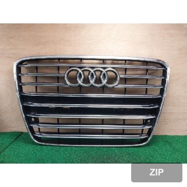 Audi A8 2011 — решётка радиатора 4H0853651