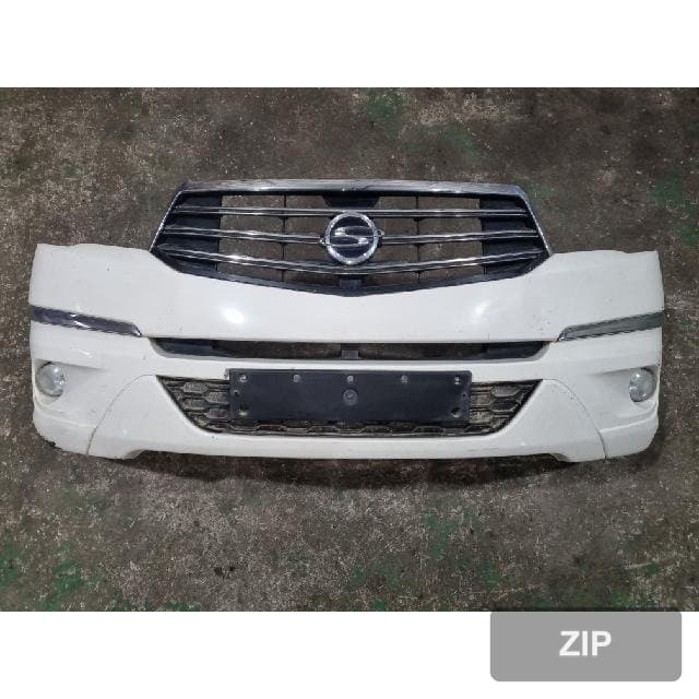 KG Mobility (Ssangyong) Korando Turismo 2015 — бампер передний 7871121600
