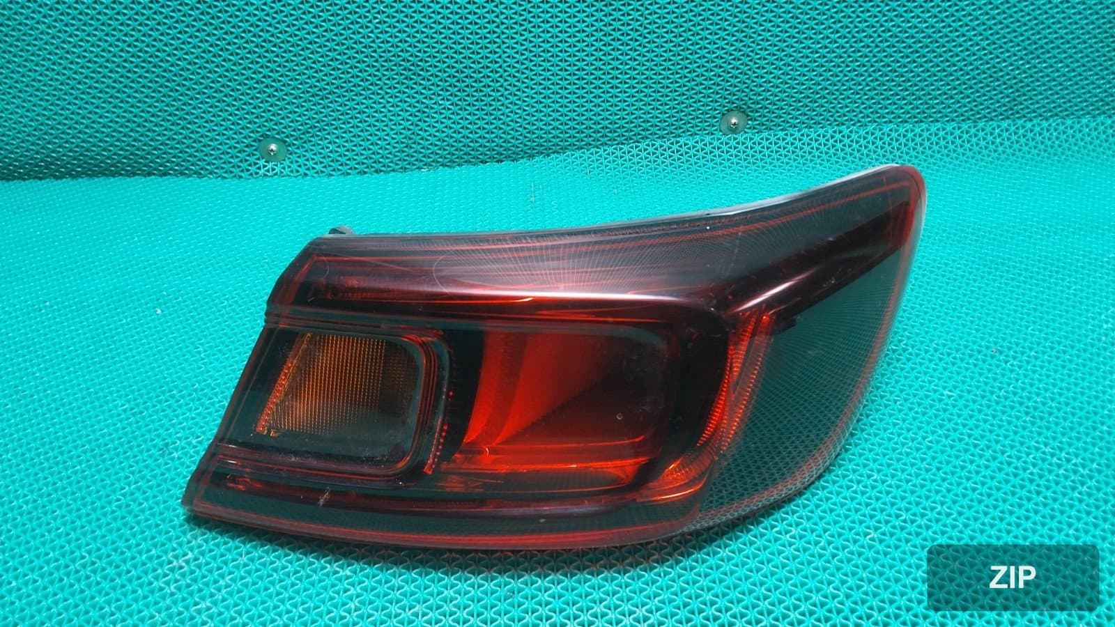 Renault Samsung SM6 2020 — задний фонарь правый 265501563R