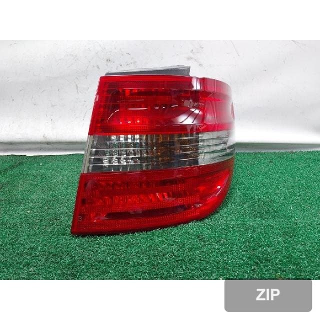 Mercedes-Benz B200 2010 — фонарь задний правый A169 820 2664