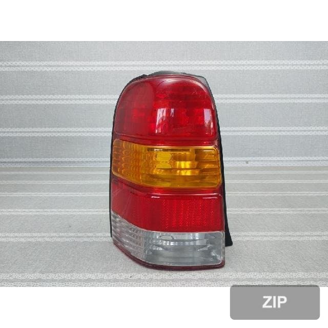 Ford Escape 2002 — фонарь задний левый