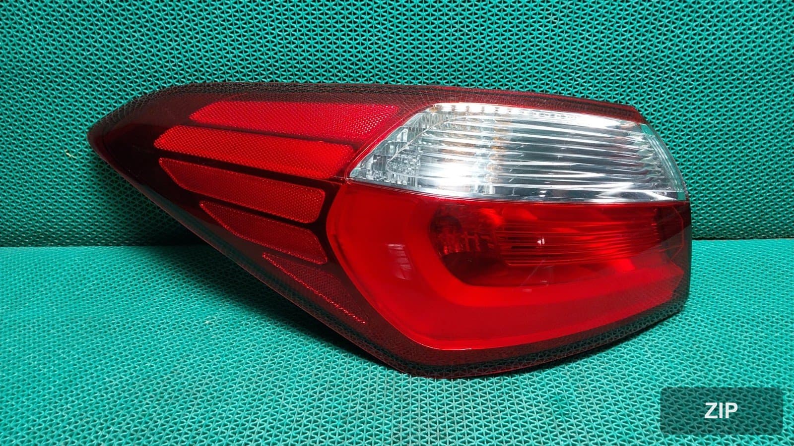 Kia K3 2013 — задний фонарь левый 92401A7000
