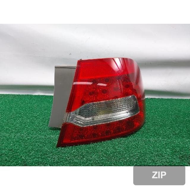 Kia Lotze Innovation 2009 — задний фонарь правый 92402-2G6