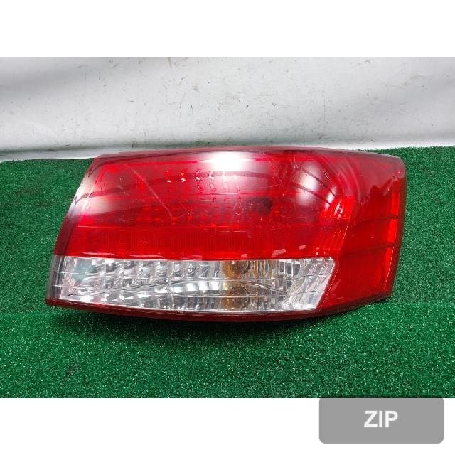Hyundai NF Sonata 2006 — задний фонарь правый