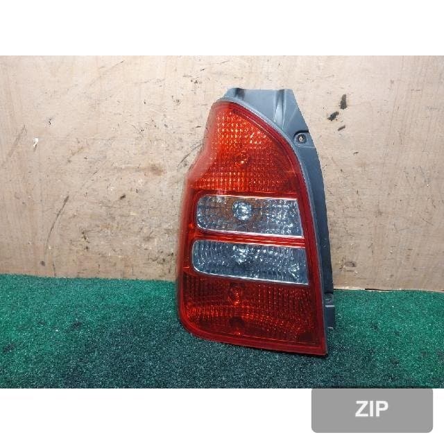 Hyundai Terracan 2003 — фонарь задний левый 92401H1110