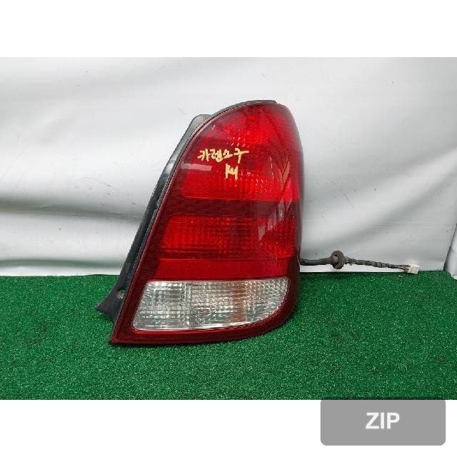 Kia Carens 2002 — задний фонарь правый