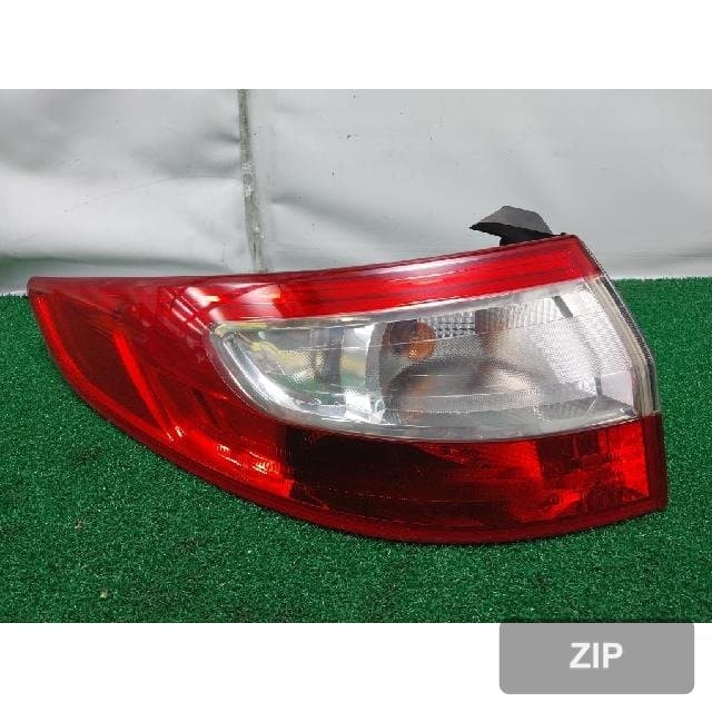 Renault Samsung SM3 2012 — фонарь задний левый 265550016R