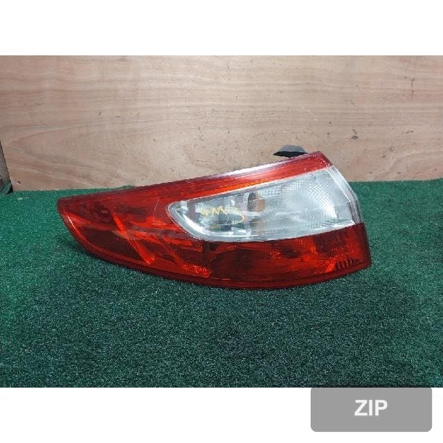 Renault Samsung New SM3 2010 — задний фонарь левый 265550016R