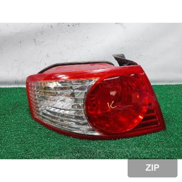 Kia Opirus 2004 — задний фонарь левый