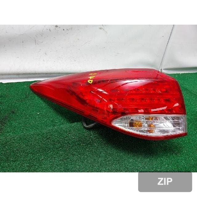 Hyundai i40 2012 — задний фонарь левый