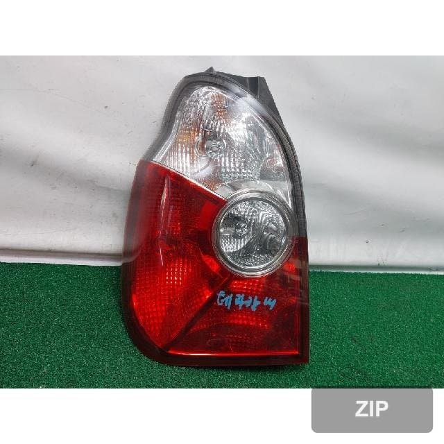 Hyundai Terracan 2004 — задний фонарь левый