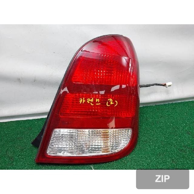 Kia Carens 2002 — задний фонарь правый