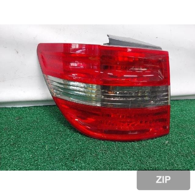 Mercedes-Benz B200 2008 — задний фонарь левый