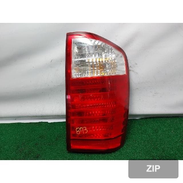 Kia Grand Carnival 2008 — задний фонарь правый