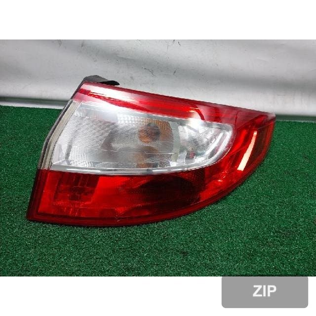 Renault Samsung New SM3 (L38) 2010 — задний фонарь правый (пассажирский) 265500016R