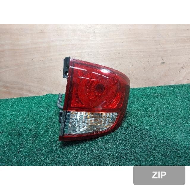 KG모빌리티 (Ssangyong) New Kyron 2009 — задний фонарь правый