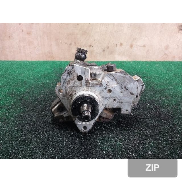 Hyundai Veracruz 2007 — топливный насос высокого давления 33100-3A000