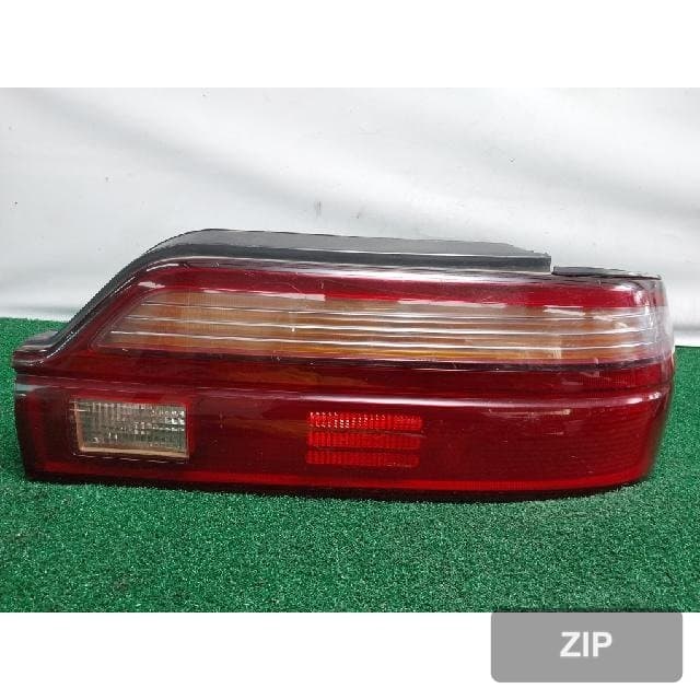 Hyundai Grandeur 1998 — задний фонарь правый