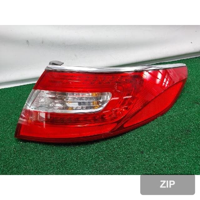 Hyundai Grandeur HG 2013 — задний фонарь правый