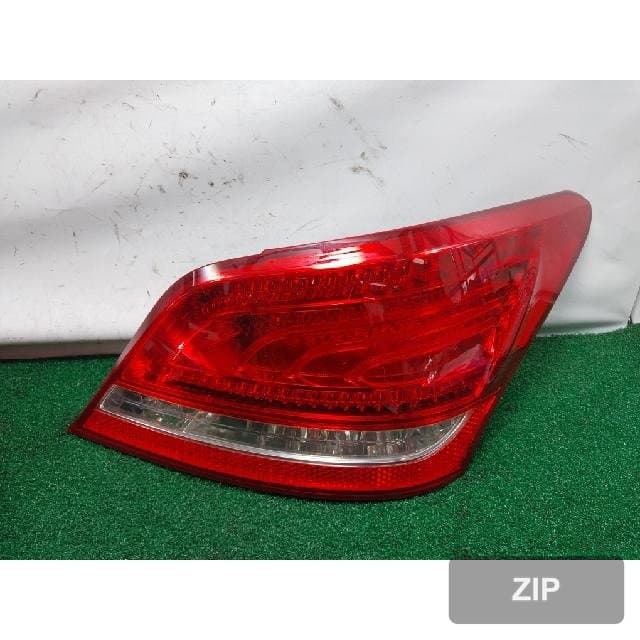 Hyundai Equus VI 2010 — фонарь задний правый, сторона пассажира, 92402-3N0