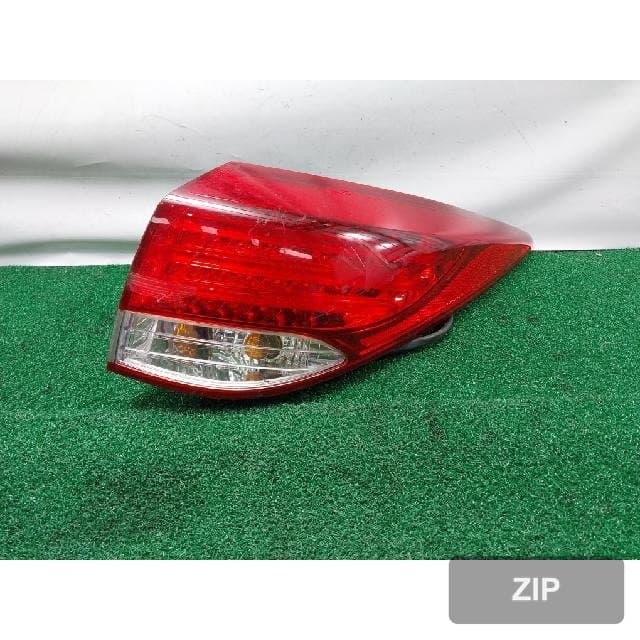 Hyundai i40 2012 — задний фонарь правый