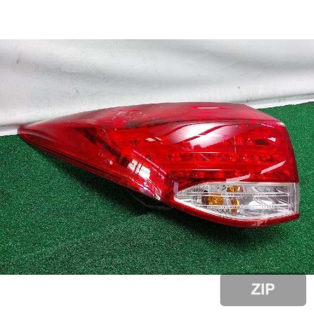 Hyundai i40 2012 — фонарь задний левый 92401-3Z000