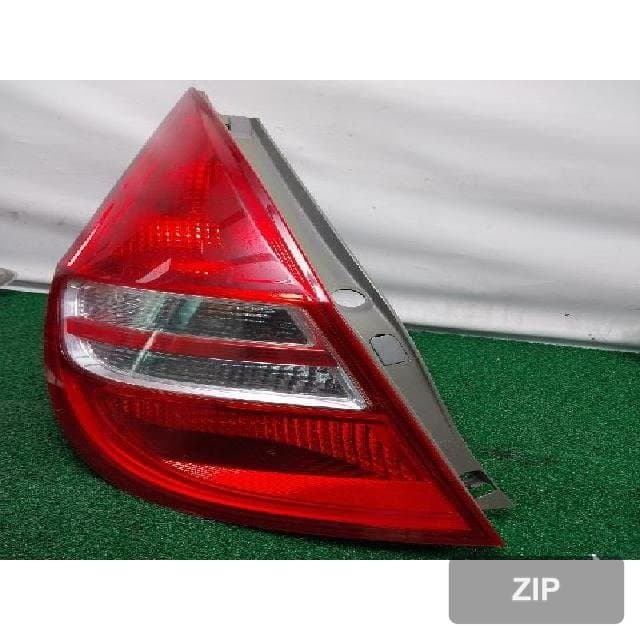 Hyundai i30 2009 — задний фонарь левый