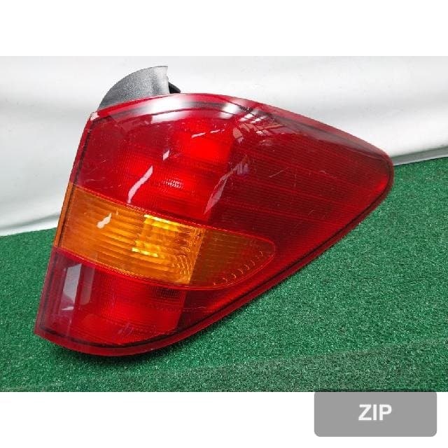 KG모빌리티 (쌍용) Rodius 2009 — задний фонарь правый