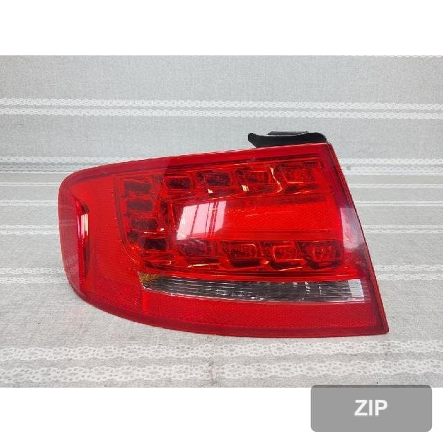 Audi New A4 2012 — задний фонарь левый