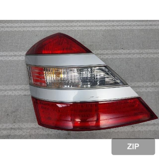 Mercedes-Benz S550L 2008 — задний фонарь левый A221 820 0364