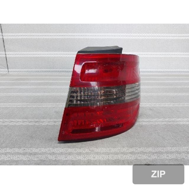 Mercedes-Benz B200 2008 — задний фонарь правый