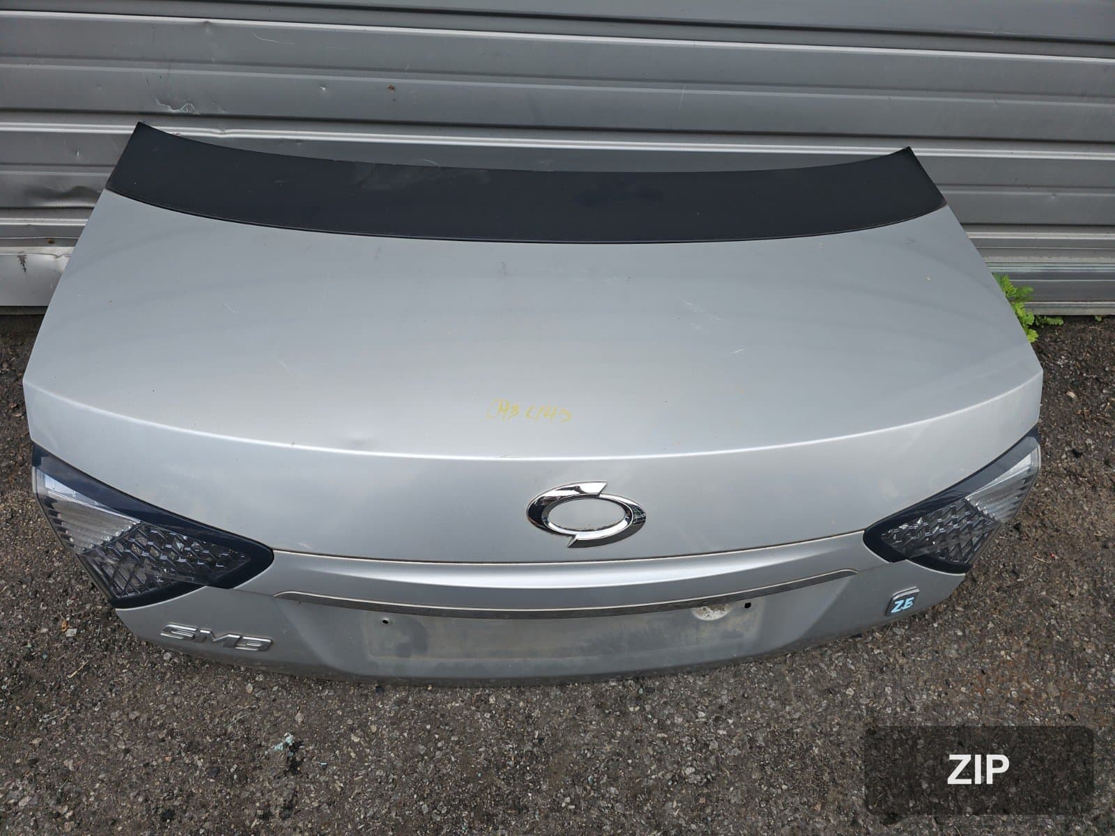 Renault Samsung SM3 Z.E 2014 — крышка багажника