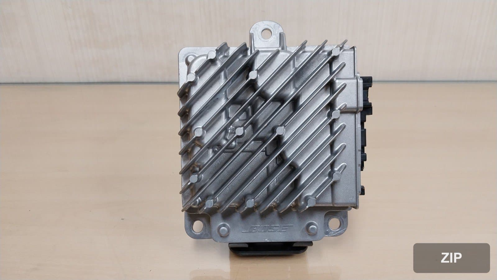 Renault Samsung XM3 2020 — усилитель 280617523R