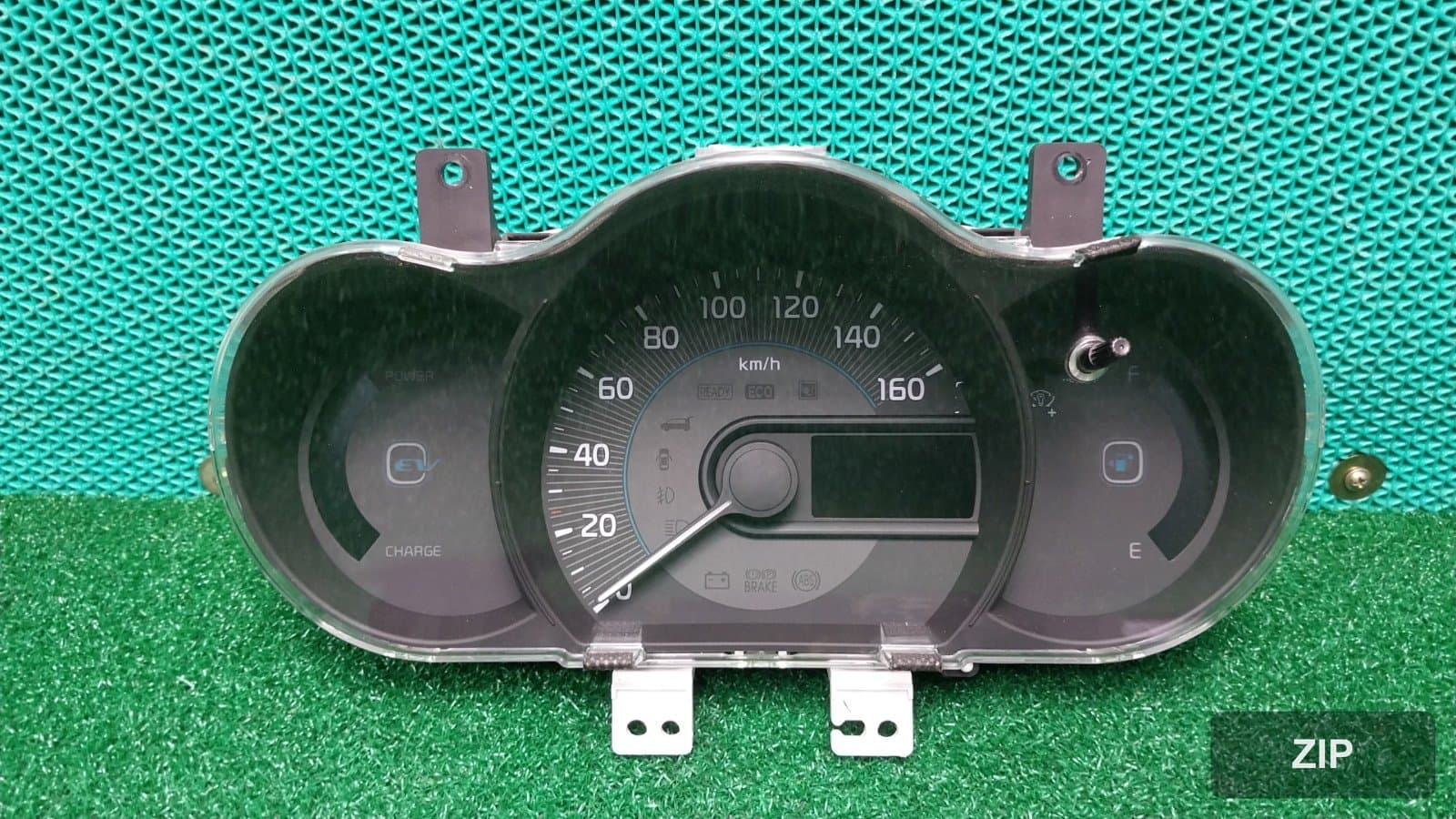 Kia Ray EV 2013 — панель приборов 94003E2000