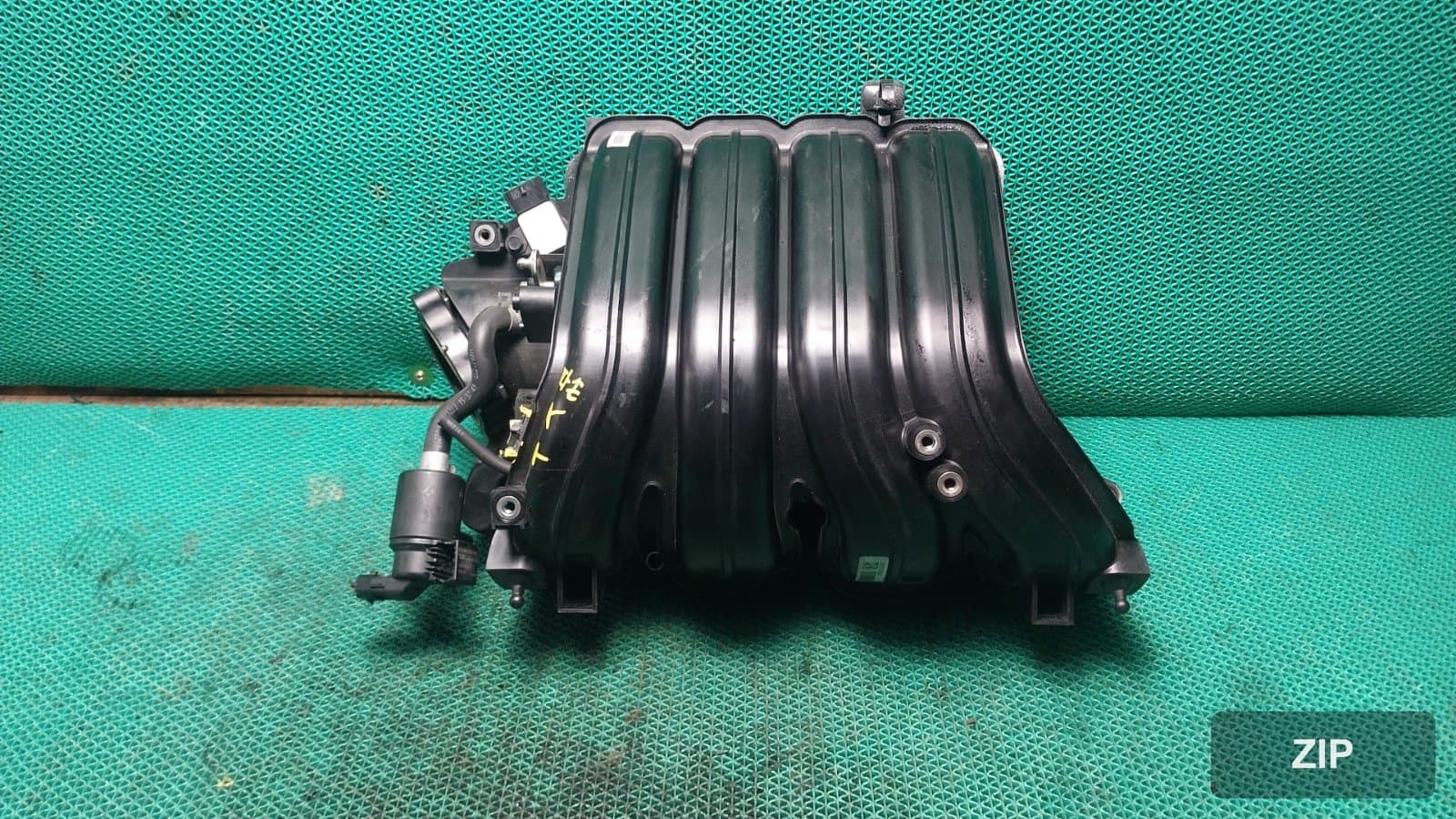 Kia K5 2020 — впускной коллектор 283002J302