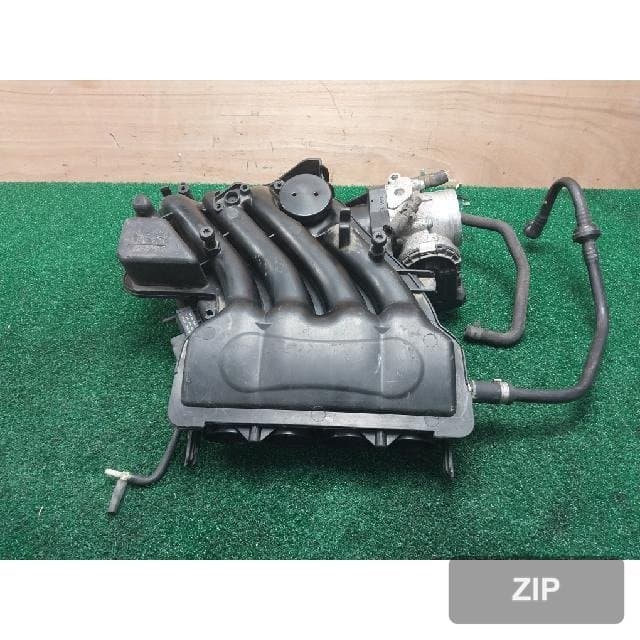 Volkswagen New Beetle 2.0 2005 — впускной коллектор 06A 133 203 DA