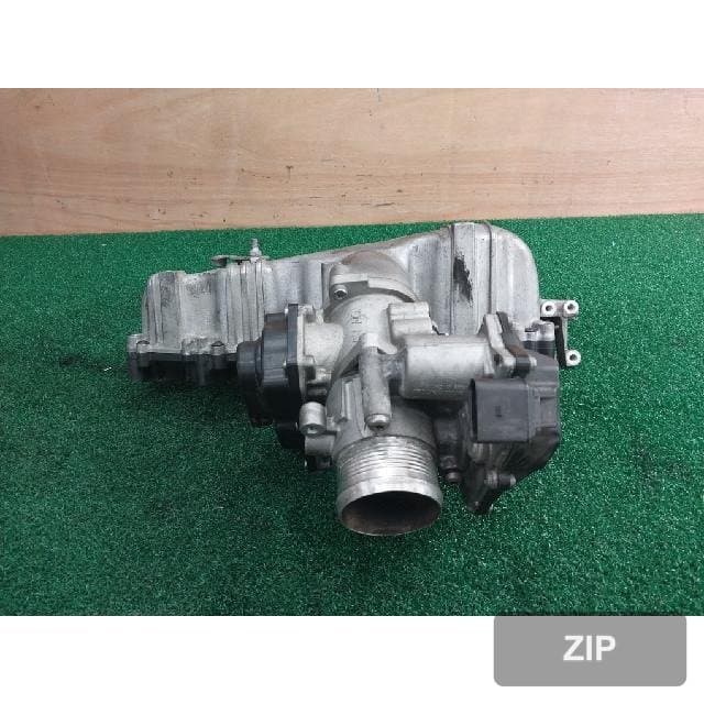 Volkswagen Tiguan 2010 — впускной коллектор 03L 129 711 E