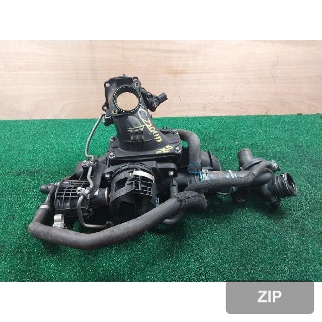 Mercedes-Benz C220 2011 — впускной коллектор A 651 090 00 37