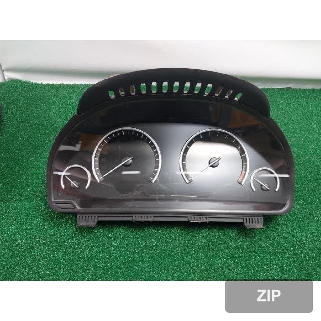 BMW 740Li 2011 — панель приборов 6210-9 249 569-01