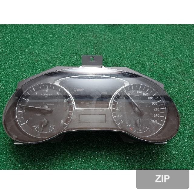 Nissan 2.5 2013 — приборная панель A2C53436585