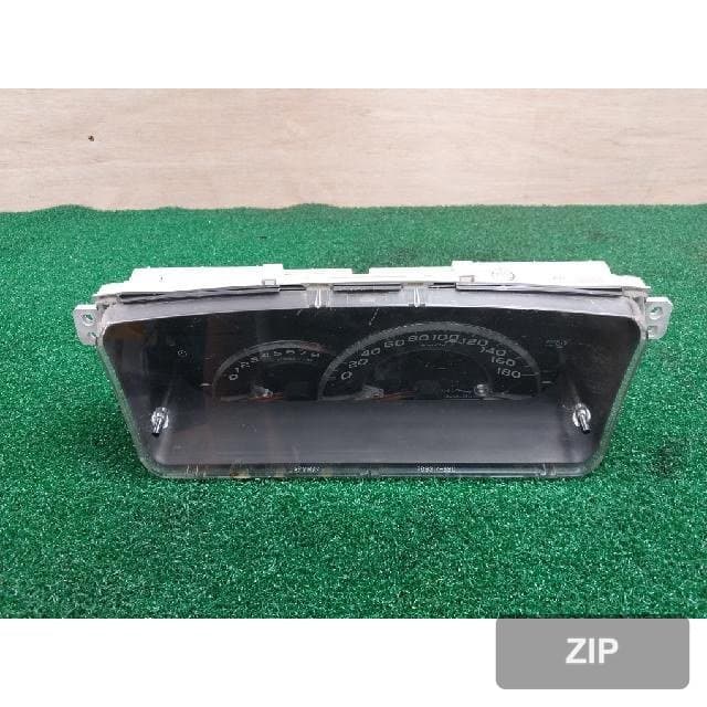 Toyota BB 2006 — панель приборов 83800-B1259-D