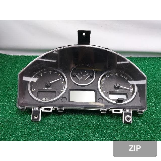 Land Rover Freelander2 2010 — панель приборов AH5210849FA