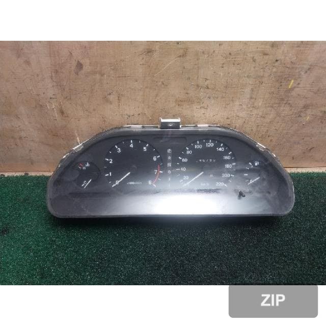 Renault Samsung SM5 SM520 2003 — панель приборов 57880-00040