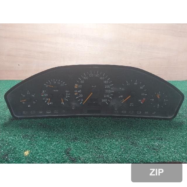Mercedes-Benz S280 1995 — панель приборов A 140 440 30 11