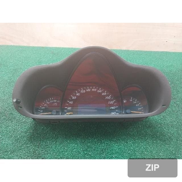Mercedes-Benz C200 2004 — панель приборов A 203 540 38 47